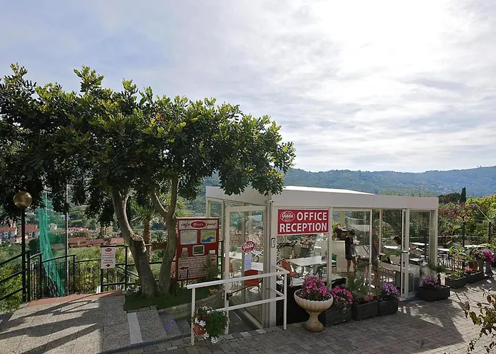 Fuer 5 Personen In Imperia * Imperia
